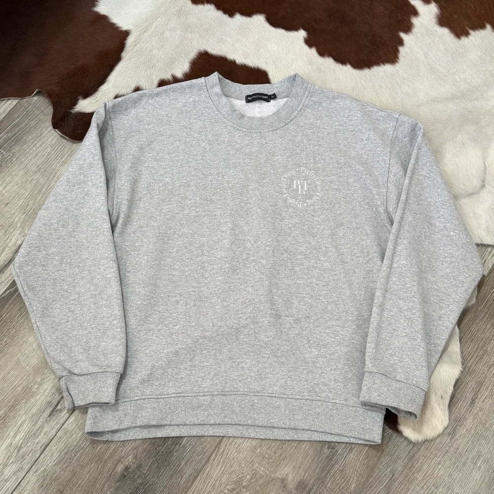 PrettyLittleThing Light Gray Crewneck Sweater